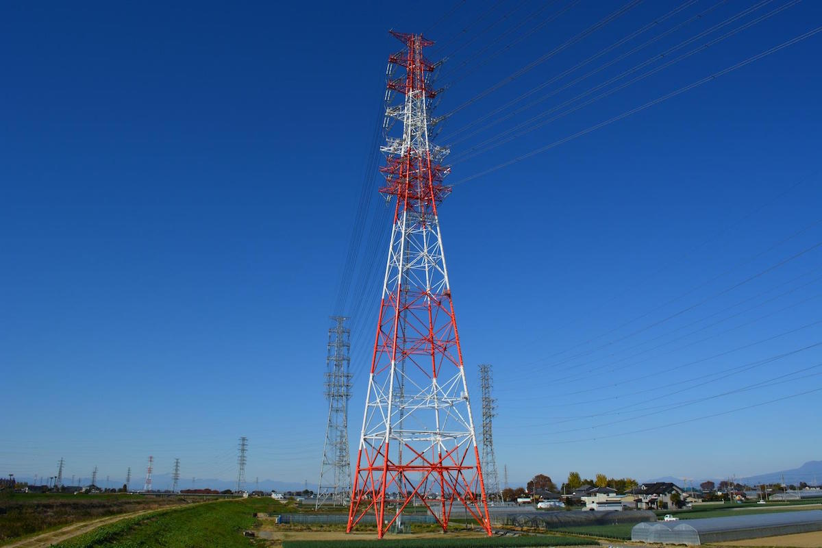 鉄塔・送電線・高圧線が近くにある不動産の調査方法